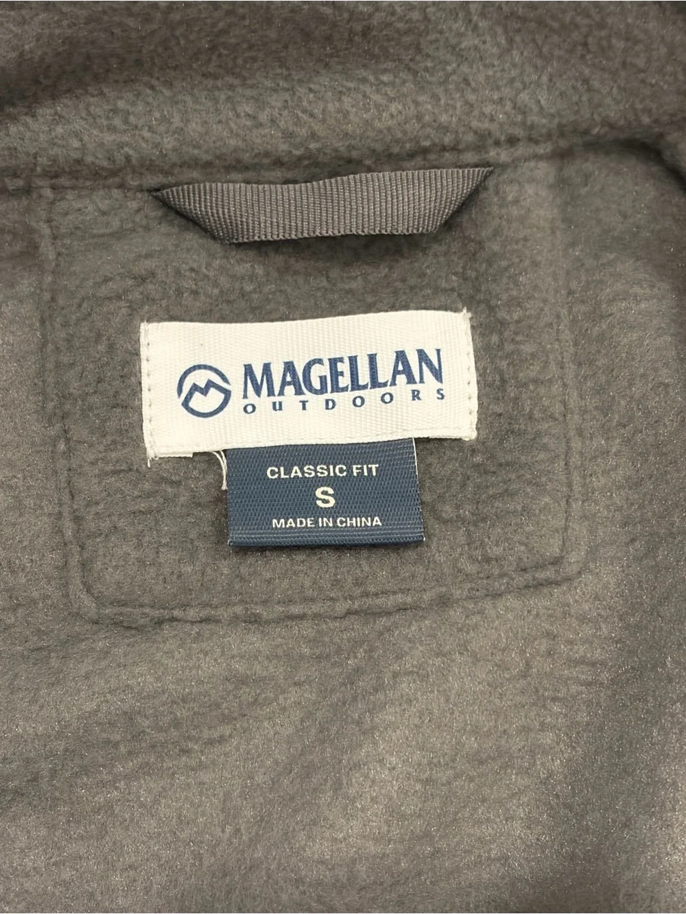 Magellan Outdoors Kids Two-Tone Gray and Blue Fleece Jacket Small